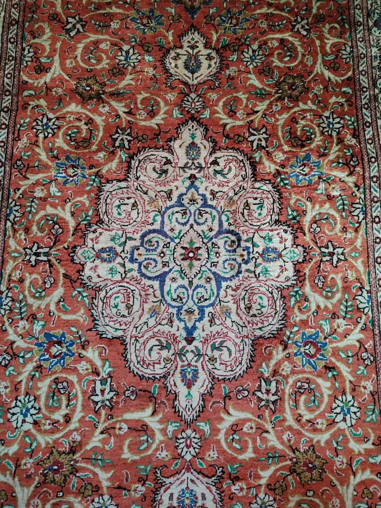 Authentic Qom Rug – Handwoven Natural Wool Persian Carpet, Premium Traditional Design
