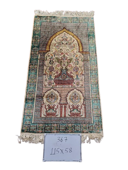 Authentic Qom Rug – Handwoven Natural Wool Persian Carpet, Premium Traditional Design